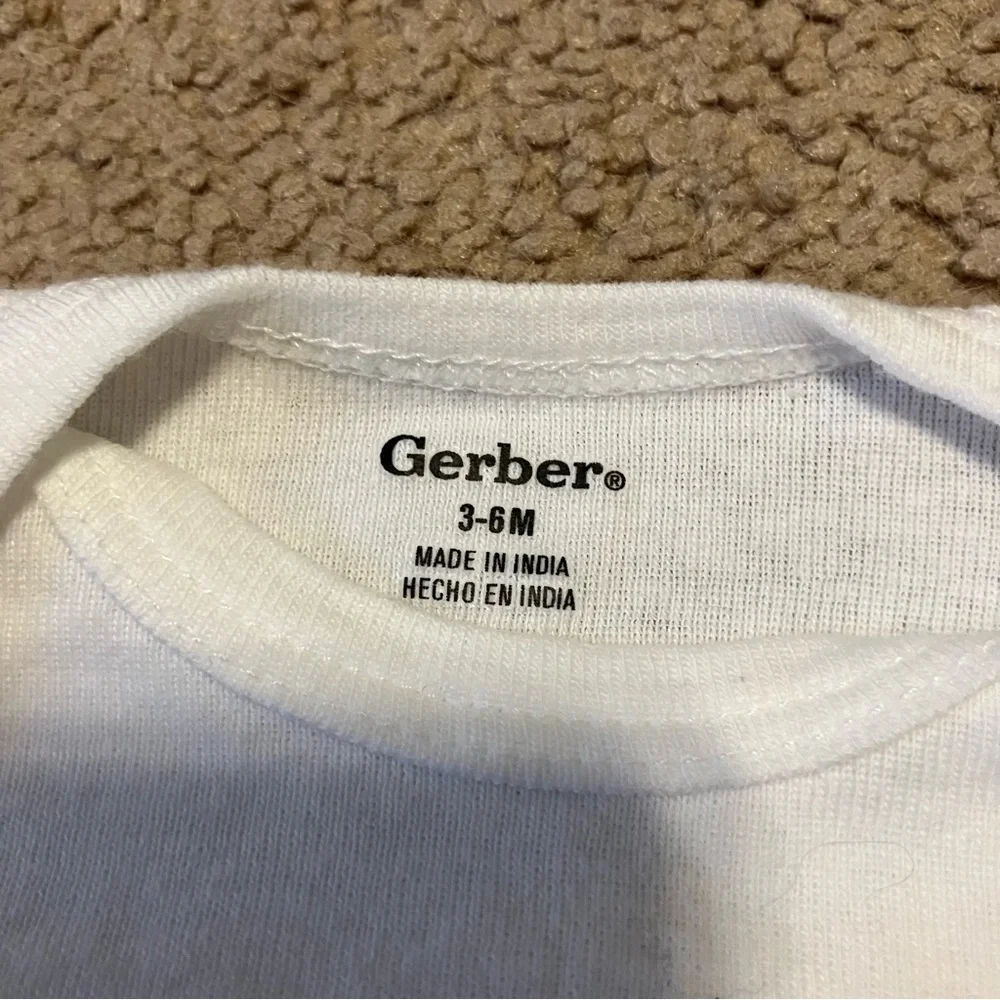 Newborn fleece white pink grey elephant swaddle wrap Gerber onesie &‎ Grey pants